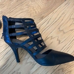 Black shoes- worn two or three times. Happy to answer any questions.